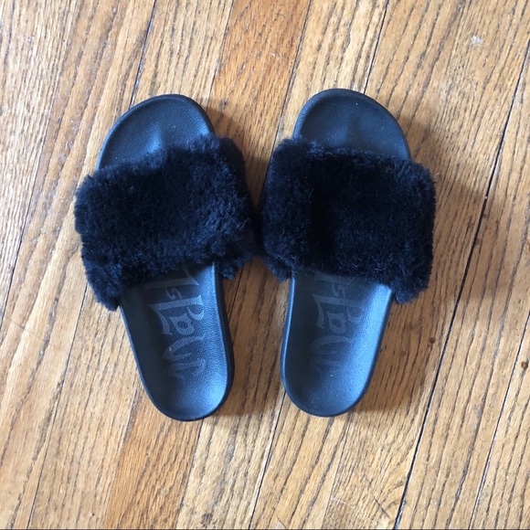 Fuzzy Slide Sandals - Picture 1 of 3